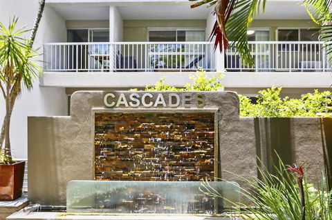 Cascades - Accommodation Mooloolaba 1