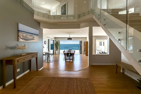 Castaways Beach Escape - Accommodation Mooloolaba 2