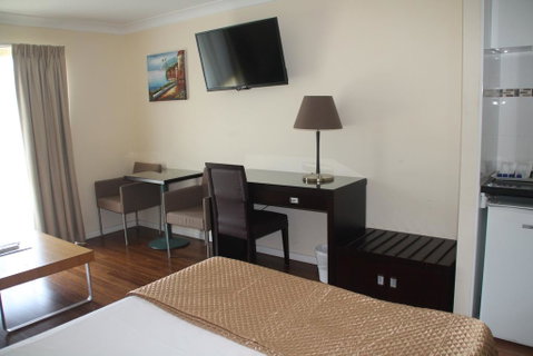 Centenary Motor Inn - Accommodation Mooloolaba 3