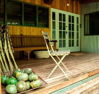 Chevys Rest - Accommodation Mooloolaba