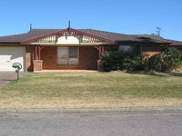 Close to Tea Gardens Waterfront