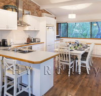 Coastal Cottage - Accommodation Mooloolaba