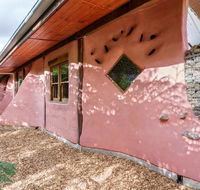 Cobhearthome - Accommodation Mooloolaba