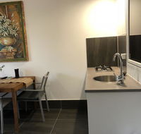 Coonawarra Cabins Unit A - Accommodation Mooloolaba