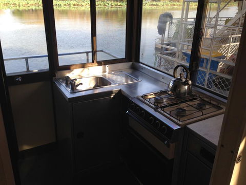 Corroboree Houseboats - Accommodation Mooloolaba 2