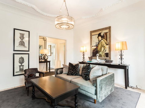 COURALLIE (I701)-L'Abode Accommodation - Accommodation Mooloolaba 2