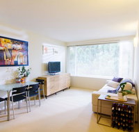 Cozy One Bedroom Apartment in Waverton - Accommodation Mooloolaba
