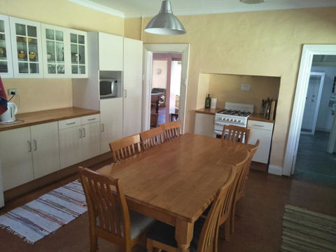 Crystal Springs Holiday Accommodation - Accommodation Mooloolaba 3