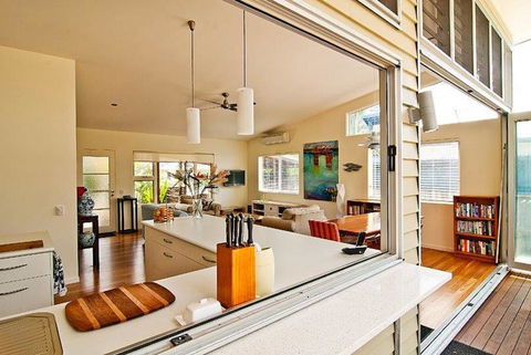 Deepdene - Accommodation Mooloolaba 3