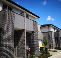 Delicate and Peaceful Bundoora Townhouse 12 - Accommodation Mooloolaba