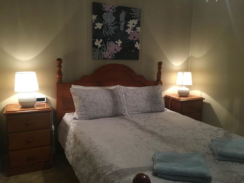 Desert Flower Cottages On Wolfram St - Accommodation Mooloolaba 0