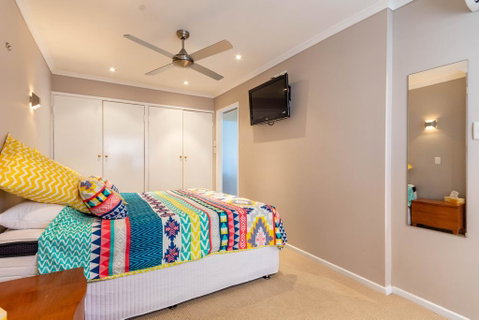 Dog Lovers Retreat - Accommodation Mooloolaba 2