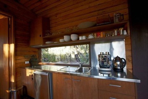 DULC Cabins - Accommodation Mooloolaba 2