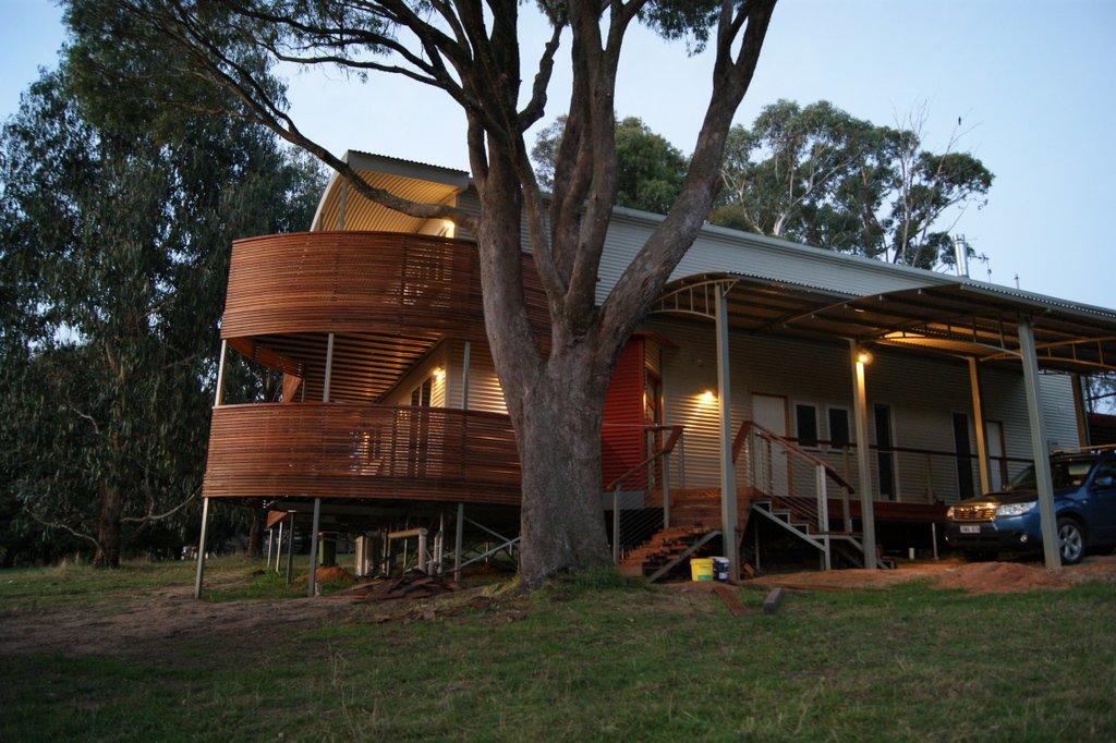Woods Point ACT Accommodation Mooloolaba