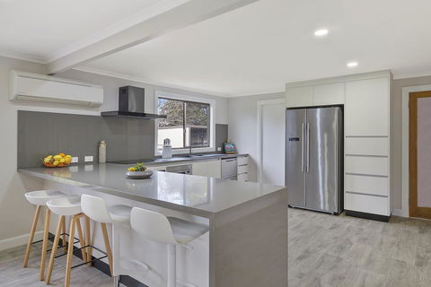 East Coast Hideaway Beach Retreat - Accommodation Mooloolaba 0