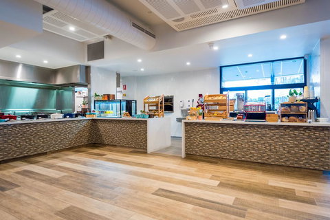 Elite Gold Coast - Accommodation Mooloolaba 2