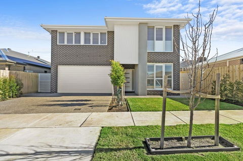 Everlasting Holiday 11 - Accommodation Mooloolaba 0