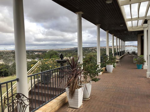 Fairway Manor Accomodation - Accommodation Mooloolaba 2