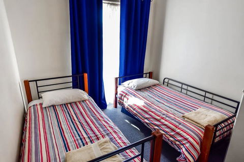 Family Breaks - Accommodation Mooloolaba 2