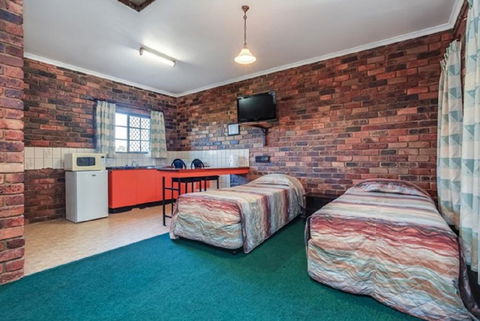 Fernvale Hotel Motel - Accommodation Mooloolaba 3