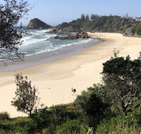 Fi's relaxing Beach House - Accommodation Mooloolaba