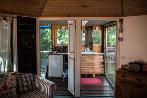 Funky Yurt On Acreage - Accommodation Mooloolaba 2