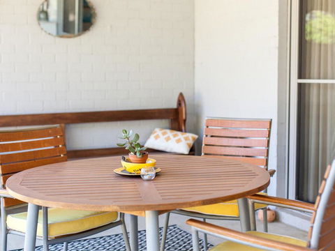 Gartelmann Studio @ Gartelmanns Wines Walk To The Deck Cafe + Wine Tasting - Accommodation Mooloolaba 2
