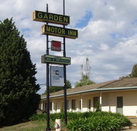 Golden Chain Garden Motor Inn Gundagai - Accommodation Mooloolaba