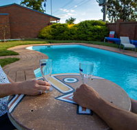 Golden Country Motel and Caravan Park - Accommodation Mooloolaba