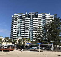Grand Hotel Apartments Gold Coast by owner - Accommodation Mooloolaba