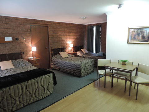 Greenacres Motel - Accommodation Mooloolaba 2
