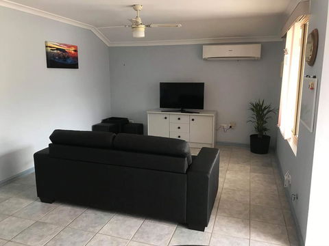 Guesthouse On Dolphin - Accommodation Mooloolaba 2