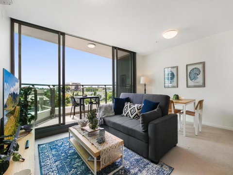 HARBOURSIDE- Hosted By: L'Abode Accommodation - Accommodation Mooloolaba 0