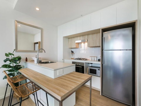 HARBOURSIDE- Hosted By: L'Abode Accommodation - Accommodation Mooloolaba 1