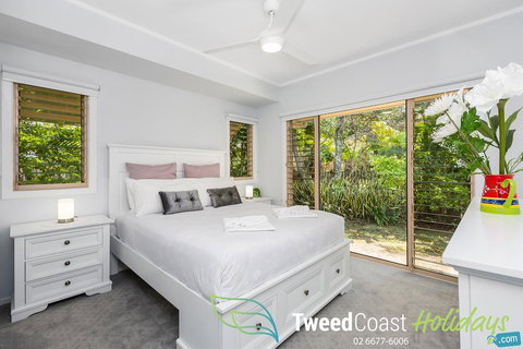 Hastings Cove Apartments - Tweed Coast Holidays - Accommodation Mooloolaba 0