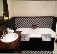 Henrietta's Country House - Accommodation Mooloolaba