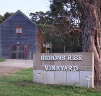 Herons Rise Vineyard Accommodation - Accommodation Mooloolaba