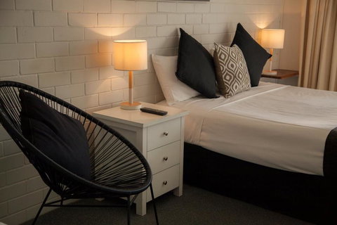 Herston Place Motel - Accommodation Mooloolaba 2