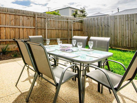 High Tide - Accommodation Mooloolaba 3