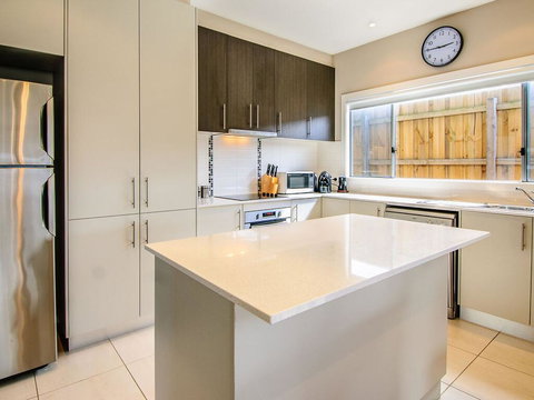 High Tide - Accommodation Mooloolaba 1