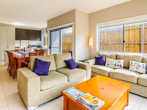 High Tide - Accommodation Mooloolaba 0