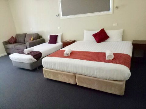Hillview Farmstay - Accommodation Mooloolaba 2