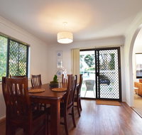 Holiday House - Accommodation Mooloolaba