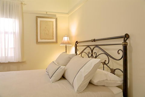 Holistic Haven - Accommodation Mooloolaba 3