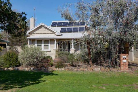 Holistic Haven - Accommodation Mooloolaba 2