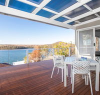 Home On the Water 21 Evans St Lake Conjola - Accommodation Mooloolaba
