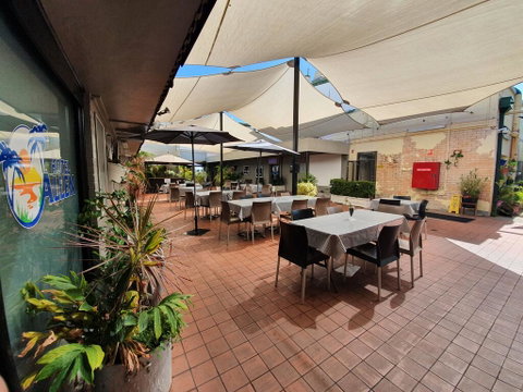 Hotel Allen - Accommodation Mooloolaba 1