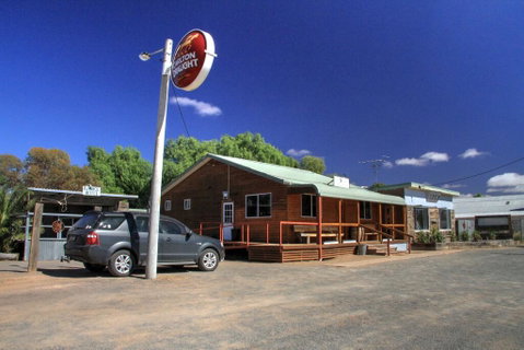 Ivanhoe Hotel Motel - Accommodation Mooloolaba 0