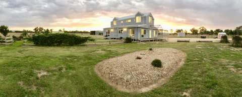 Jackaleah Farm Stay - Accommodation Mooloolaba 0