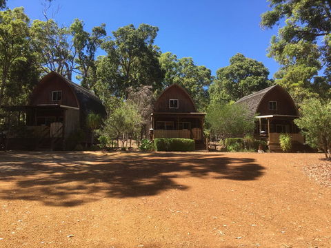 Jarrah Glen Cabins - Accommodation Mooloolaba 0